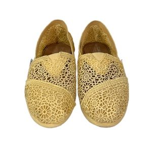 Toms Crocheted Slip on Flat shoes